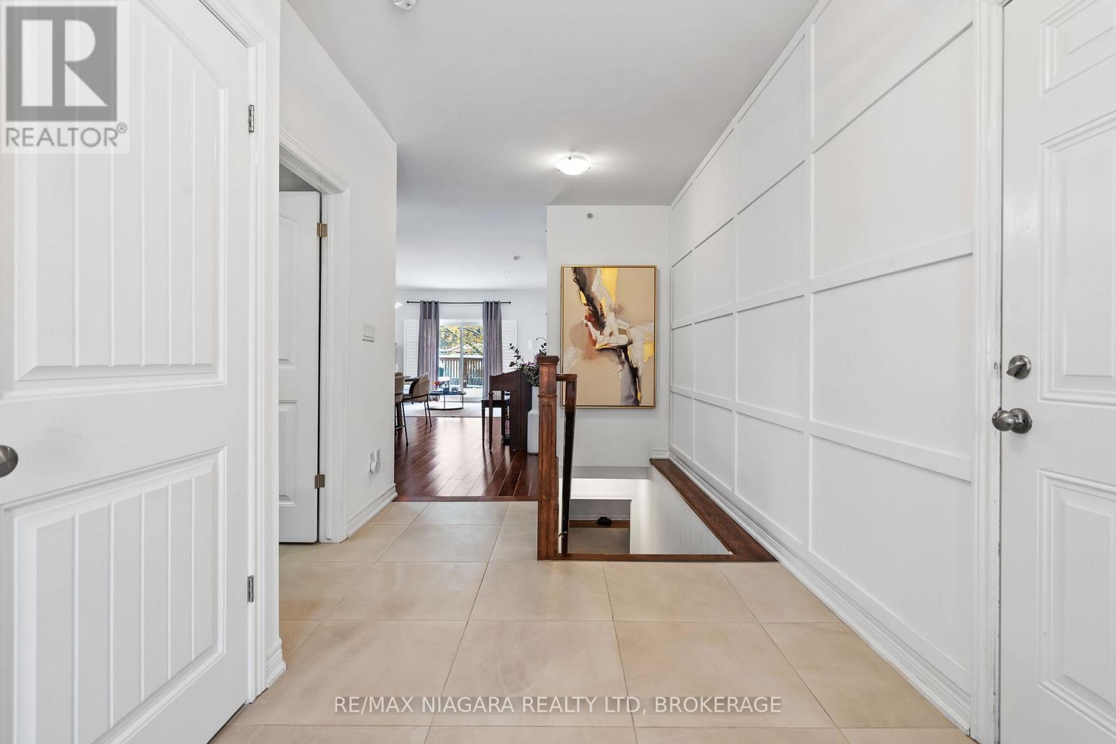 13 Corbin Street, St. Catharines, Ontario L2P 0C2 - Photo 5 - X12541164