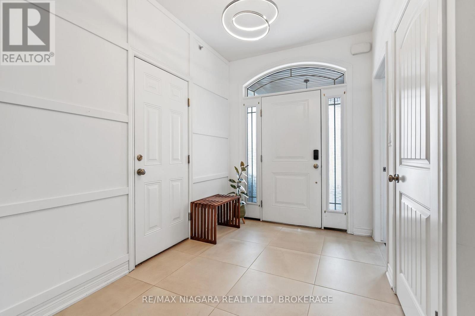 13 Corbin Street, St. Catharines, Ontario L2P 0C2 - Photo 6 - X12541164