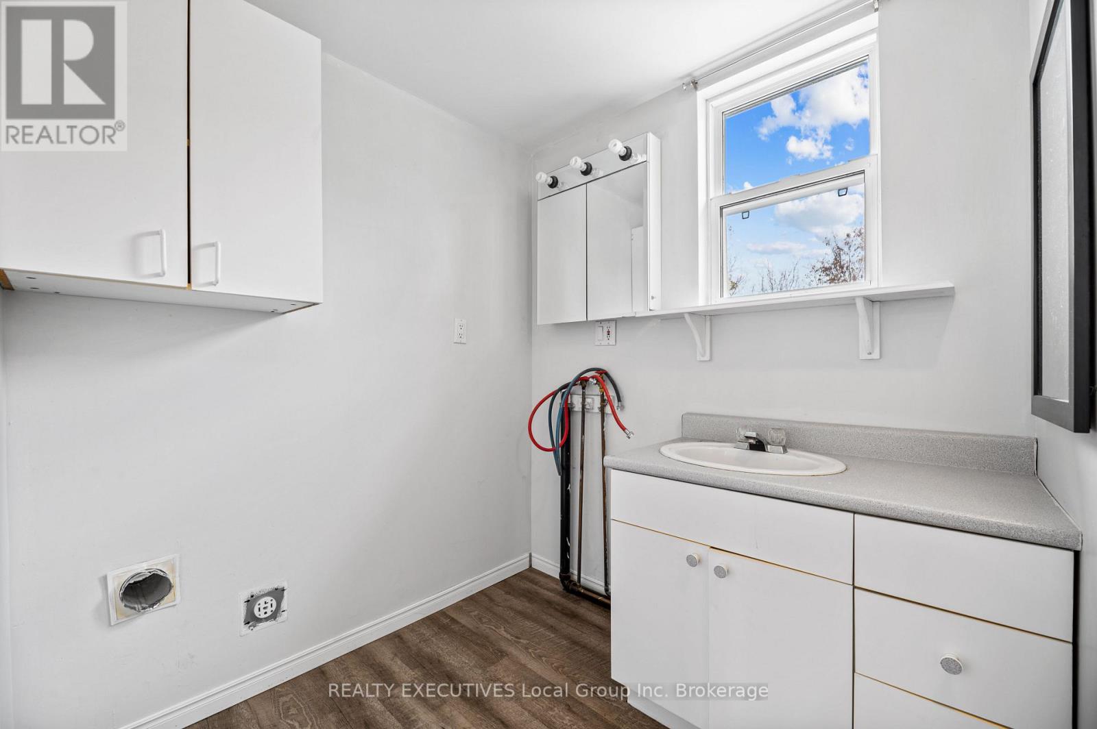 144 Duke Street E, North Bay, Ontario  P1B 1R3 - Photo 18 - X12541210