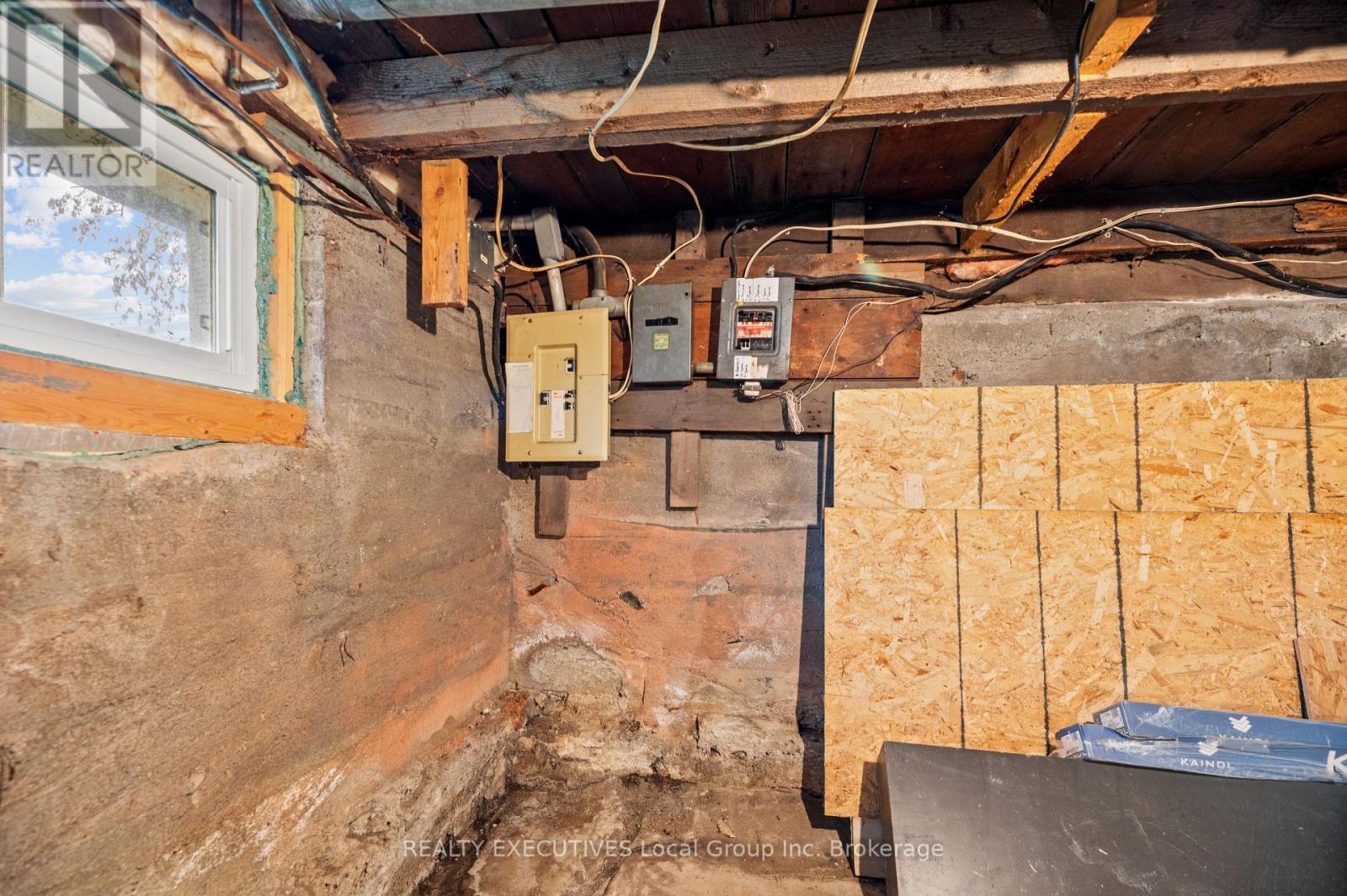 144 Duke Street E, North Bay, Ontario  P1B 1R3 - Photo 22 - X12541210