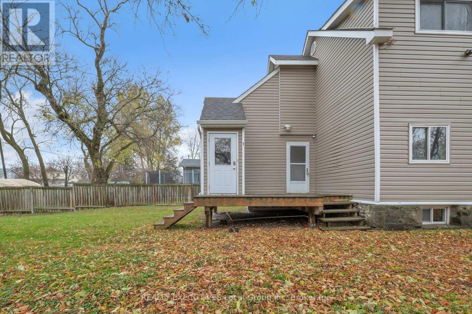 144 Duke Street E, North Bay, Ontario  P1B 1R3 - Photo 6 - X12541210