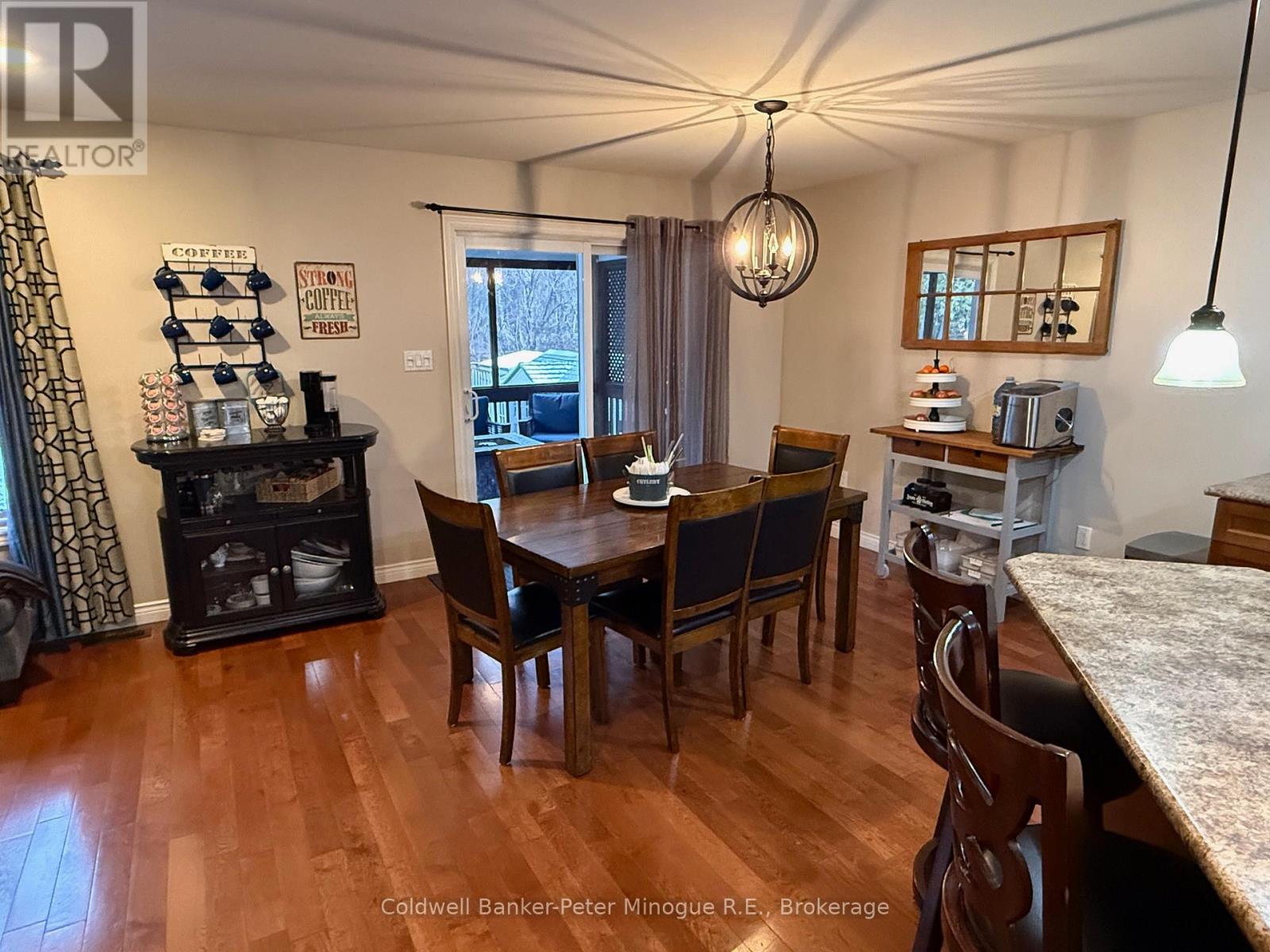 296 Osprey Crescent, Callander, Ontario  P0H 1H0 - Photo 4 - X12541260