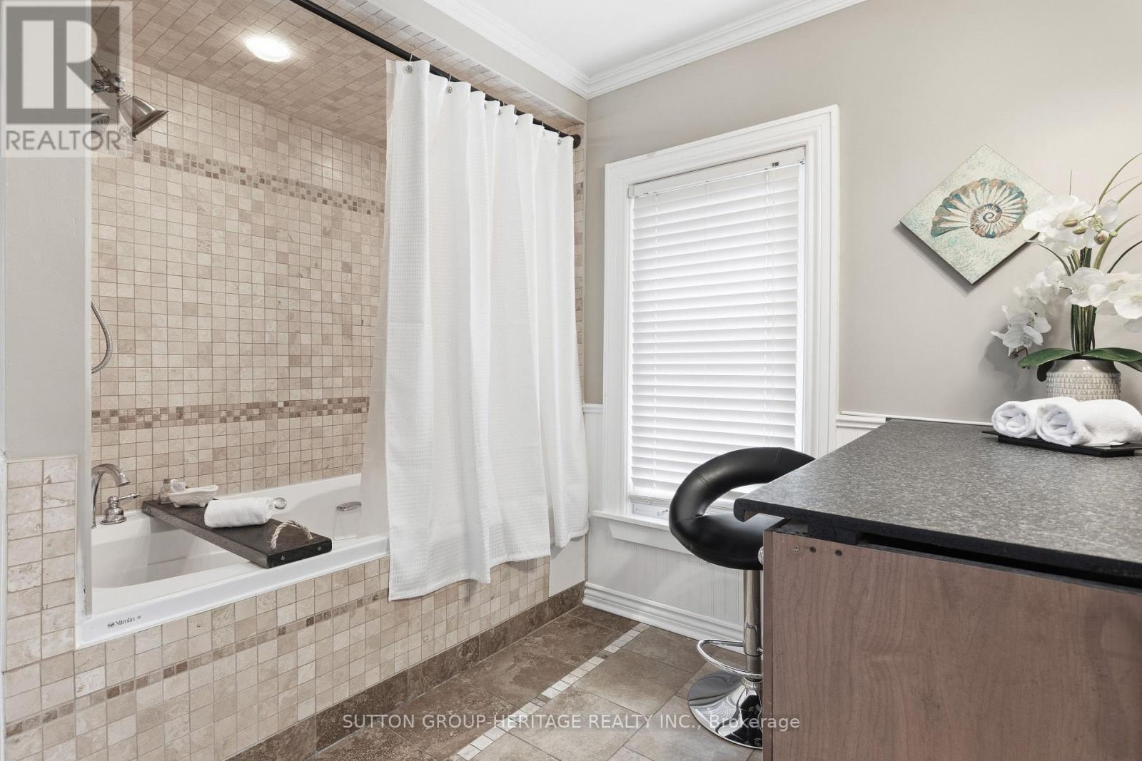 211 Gliddon Avenue, Oshawa, Ontario  L1H 1Y9 - Photo 26 - E12541068