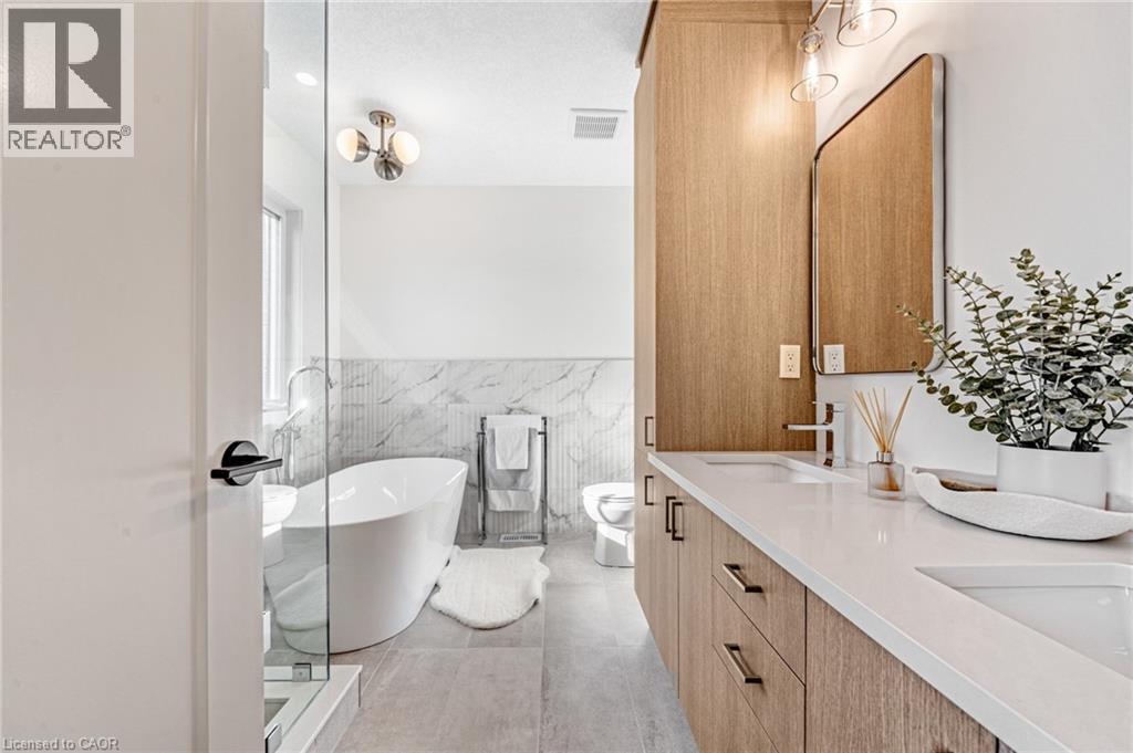 83 Dunnigan Drive, Kitchener, Ontario  N2B 3W5 - Photo 36 - 40786997