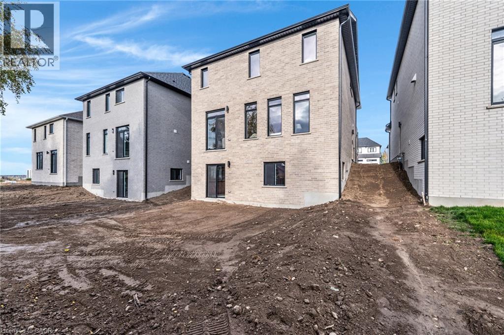 83 Dunnigan Drive, Kitchener, Ontario  N2B 3W5 - Photo 40 - 40786997