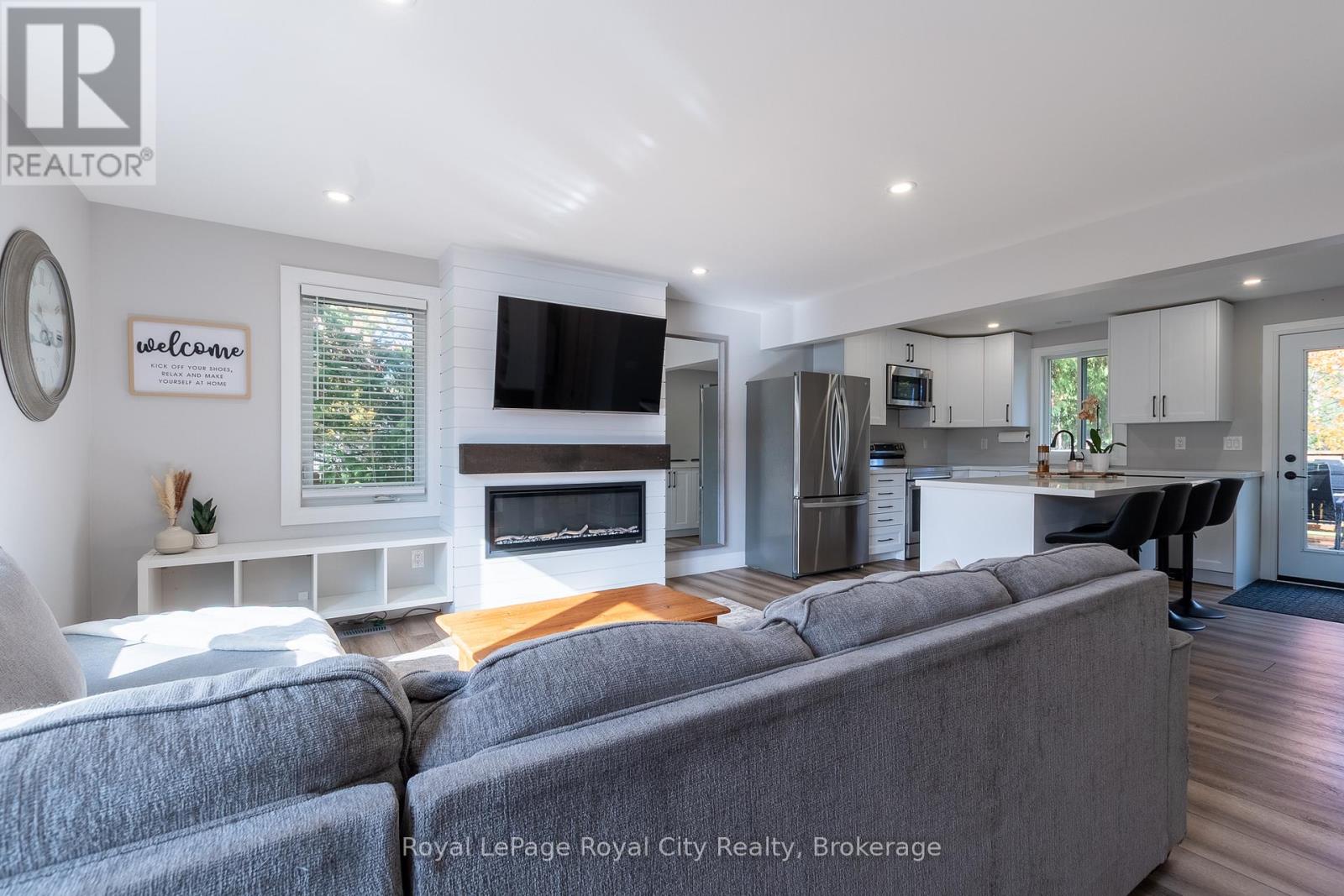 3697 George Johnston Road, Springwater, Ontario  L4M 4S4 - Photo 6 - S12541344