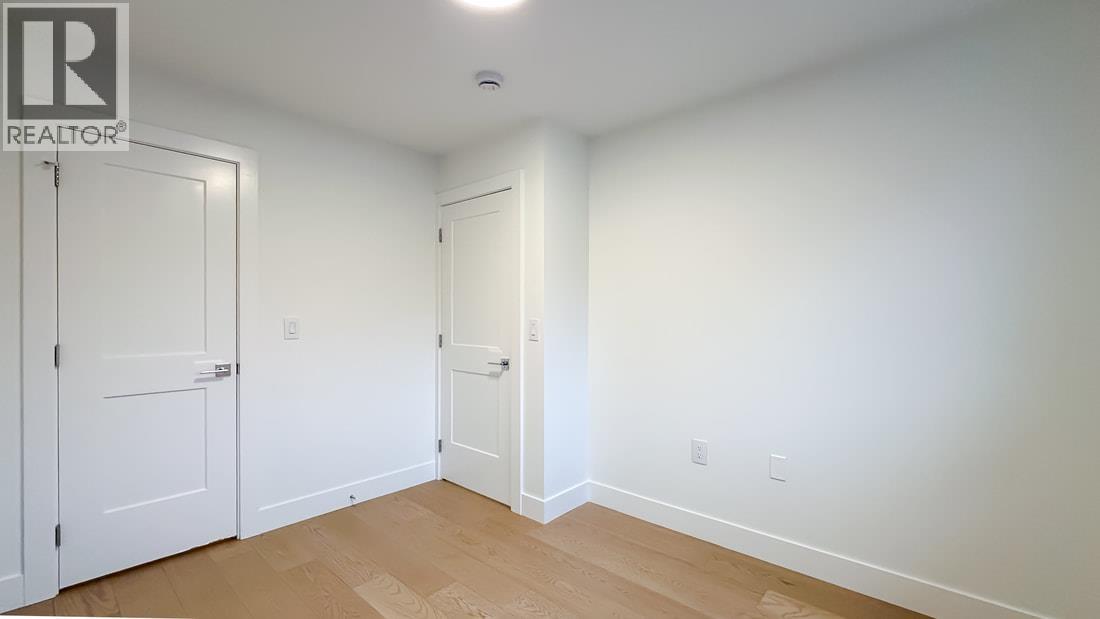 3927 Forest Street, Burnaby, British Columbia  V5G 1W7 - Photo 22 - R3063462