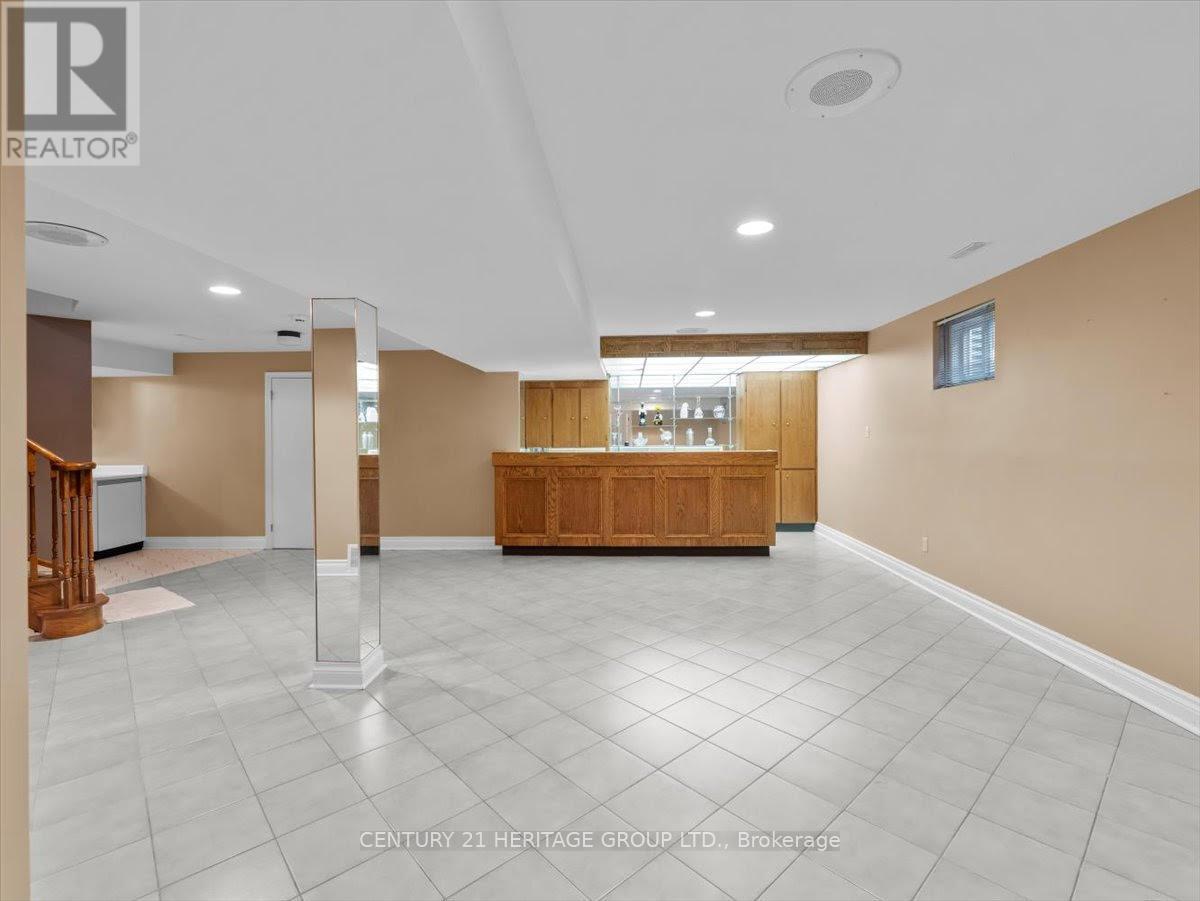 28 Bridgend Court S, Vaughan, Ontario  L4L 3L3 - Photo 32 - N12541020