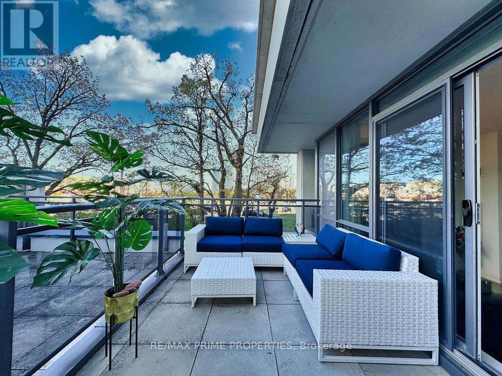 205 - 85 North Park Road, Vaughan, Ontario  L4J 0H9 - Photo 7 - N12541094