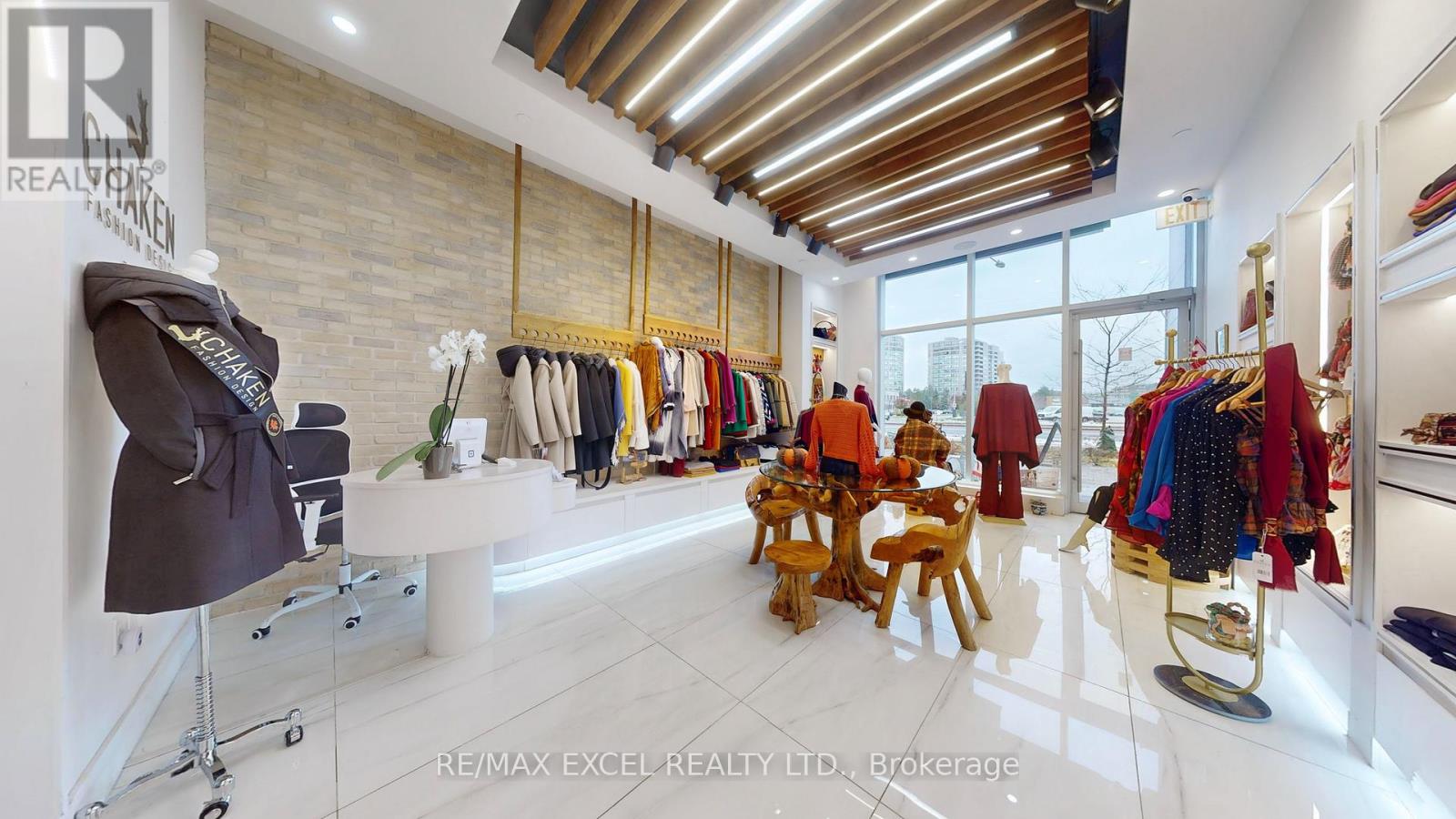 B3 - 9610 Yonge Street, Richmond Hill, Ontario  L4C 1V6 - Photo 10 - N12541098