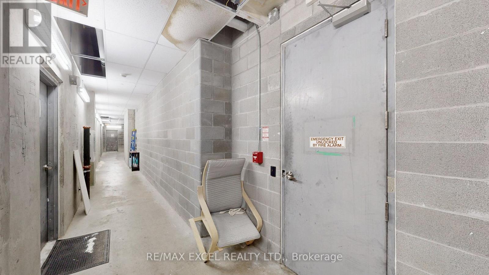 B3 - 9610 Yonge Street, Richmond Hill, Ontario  L4C 1V6 - Photo 22 - N12541098