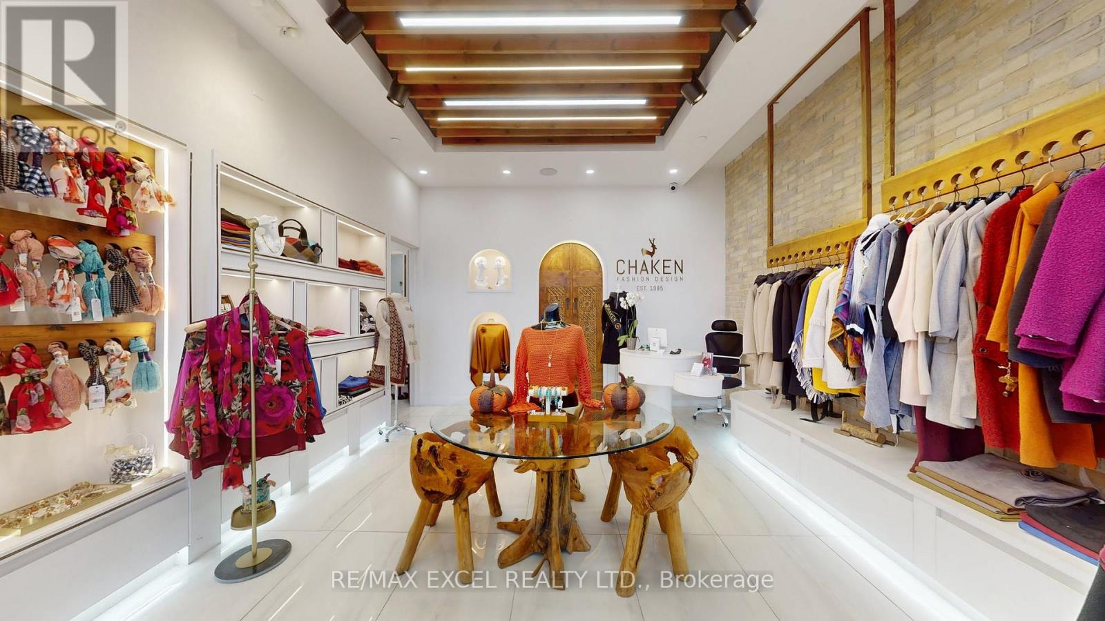 B3 - 9610 Yonge Street, Richmond Hill, Ontario  L4C 1V6 - Photo 7 - N12541098