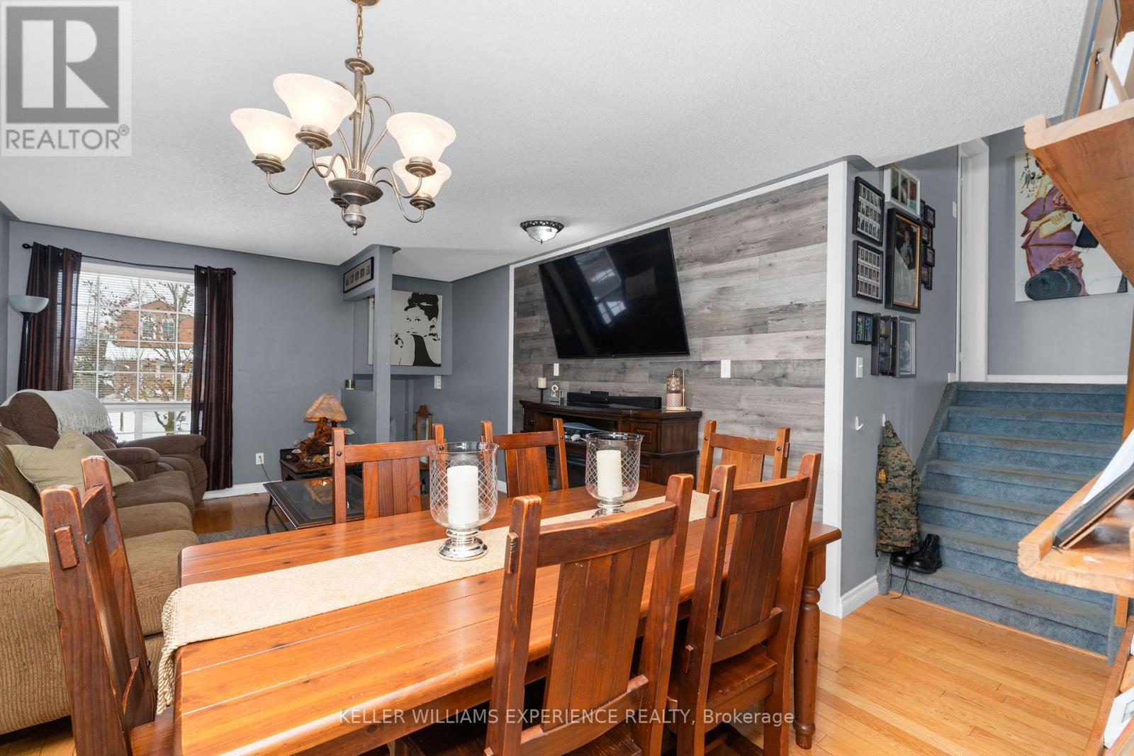 13 Kate Aitken Crescent, New Tecumseth, Ontario  L0G 1A0 - Photo 3 - N12541116