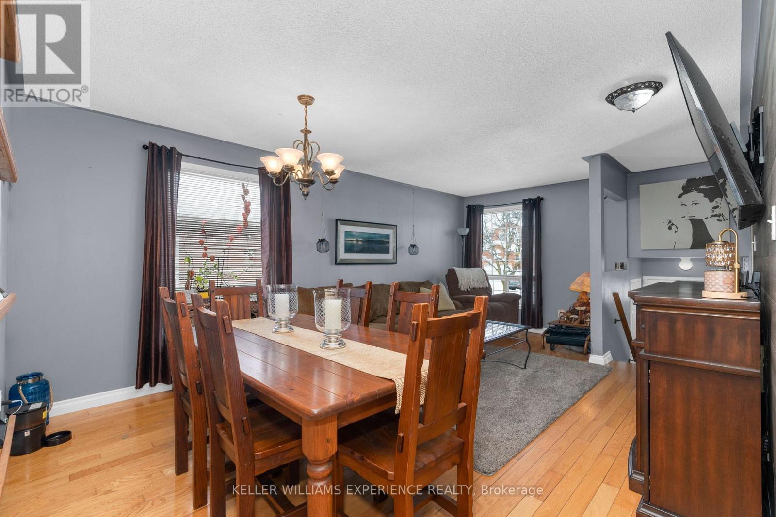 13 Kate Aitken Crescent, New Tecumseth, Ontario  L0G 1A0 - Photo 4 - N12541116