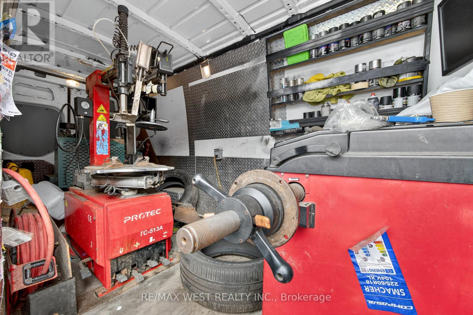 26 - 131 Citation Drive, Vaughan, Ontario  L4K 2R3 - Photo 28 - N12541128