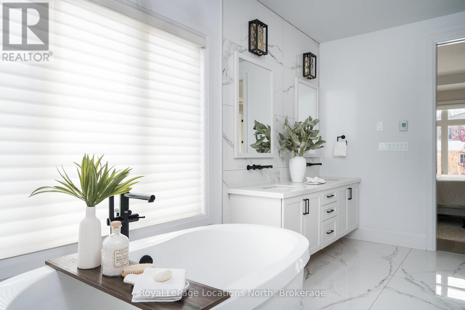 120 Tekiah Road, Blue Mountains, Ontario  N0H 1J0 - Photo 18 - X12541342