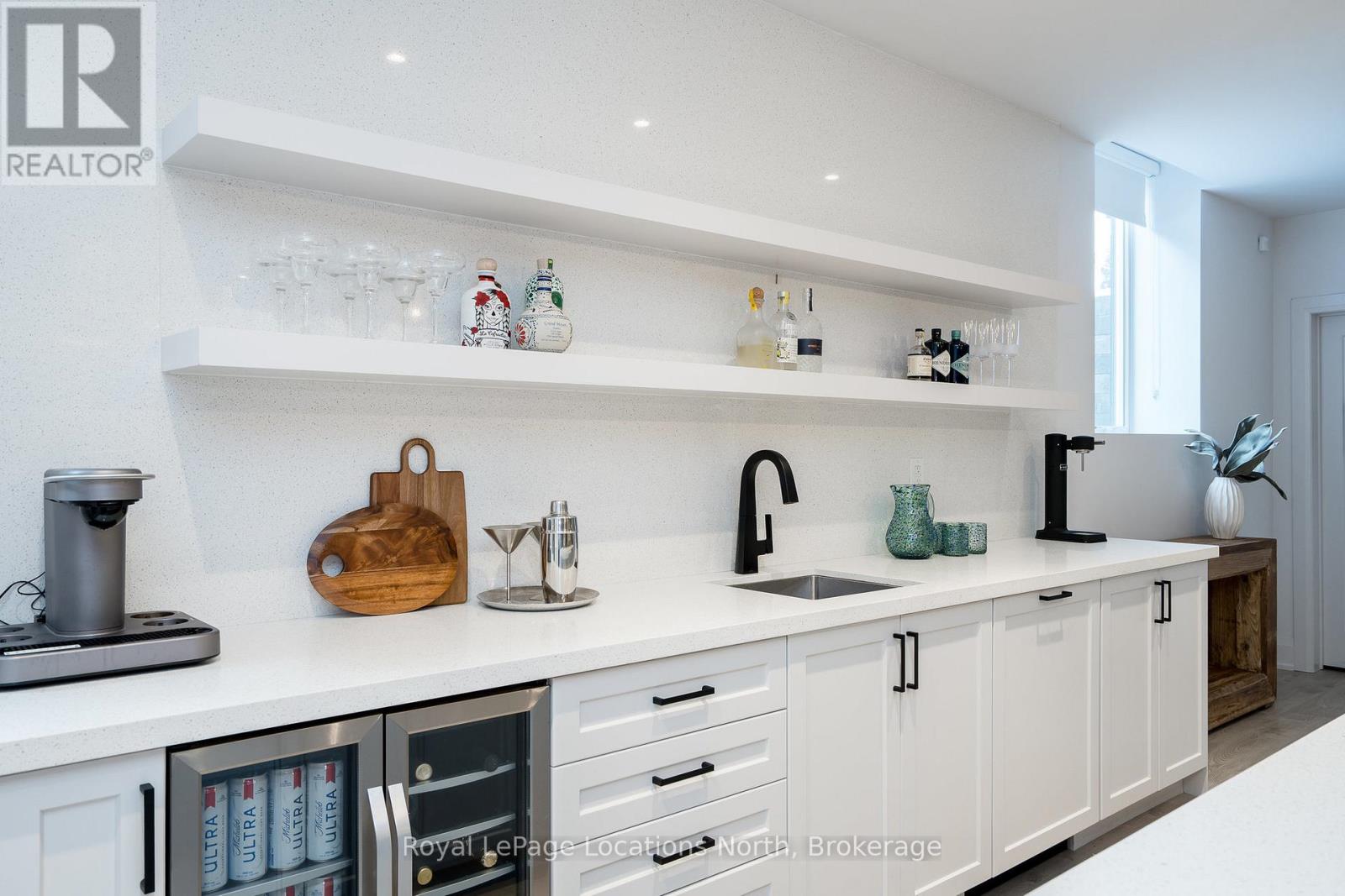 120 Tekiah Road, Blue Mountains, Ontario  N0H 1J0 - Photo 28 - X12541342