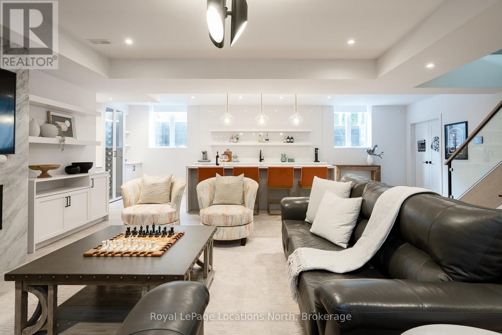 120 Tekiah Road, Blue Mountains, Ontario  N0H 1J0 - Photo 33 - X12541342