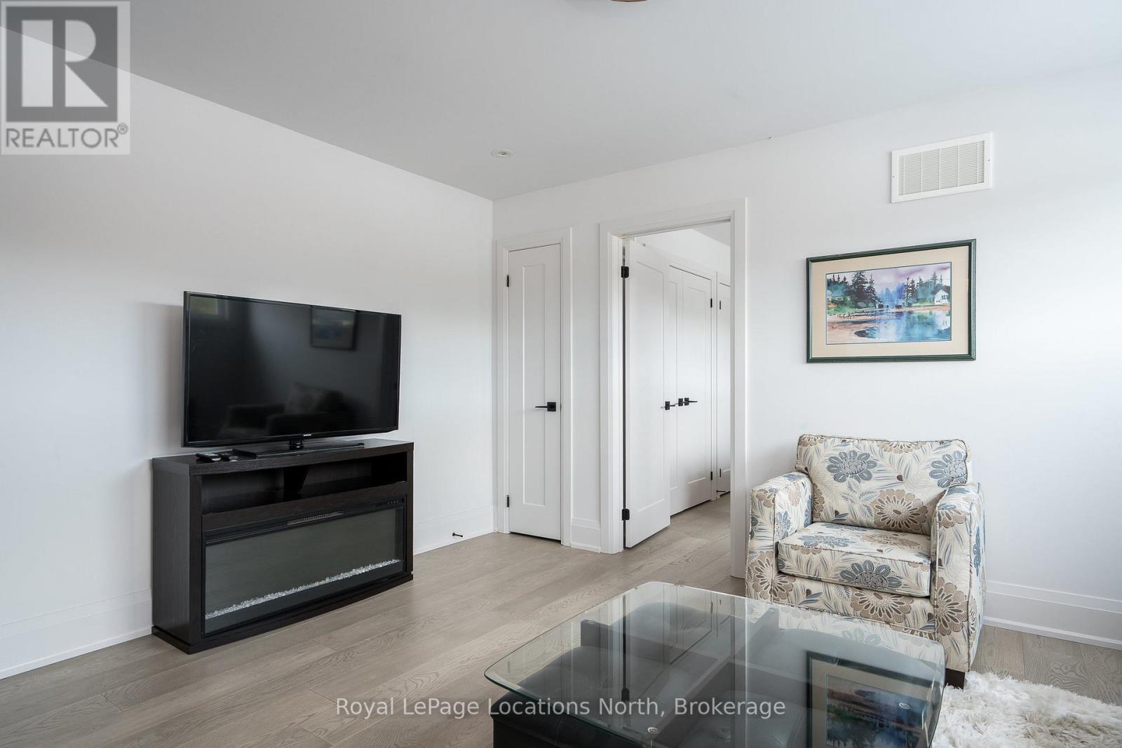 120 Tekiah Road, Blue Mountains, Ontario  N0H 1J0 - Photo 37 - X12541342