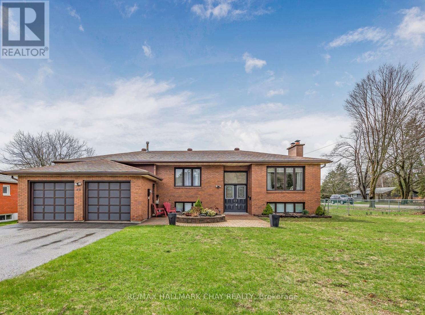 40 IDLEWOOD DRIVE, Springwater, Ontario