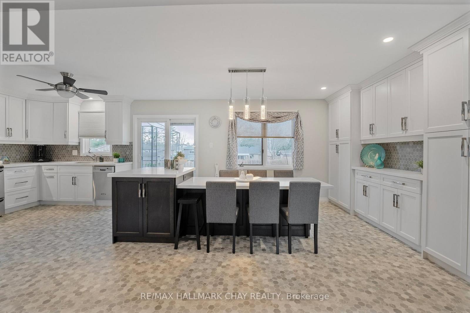 40 Idlewood Drive, Springwater, Ontario  L9X 0P5 - Photo 15 - S12541066