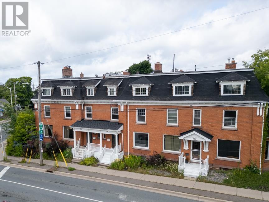 191 Pim St, Sault Ste. Marie, Ontario  P6A 3H1 - Photo 2 - SM253260