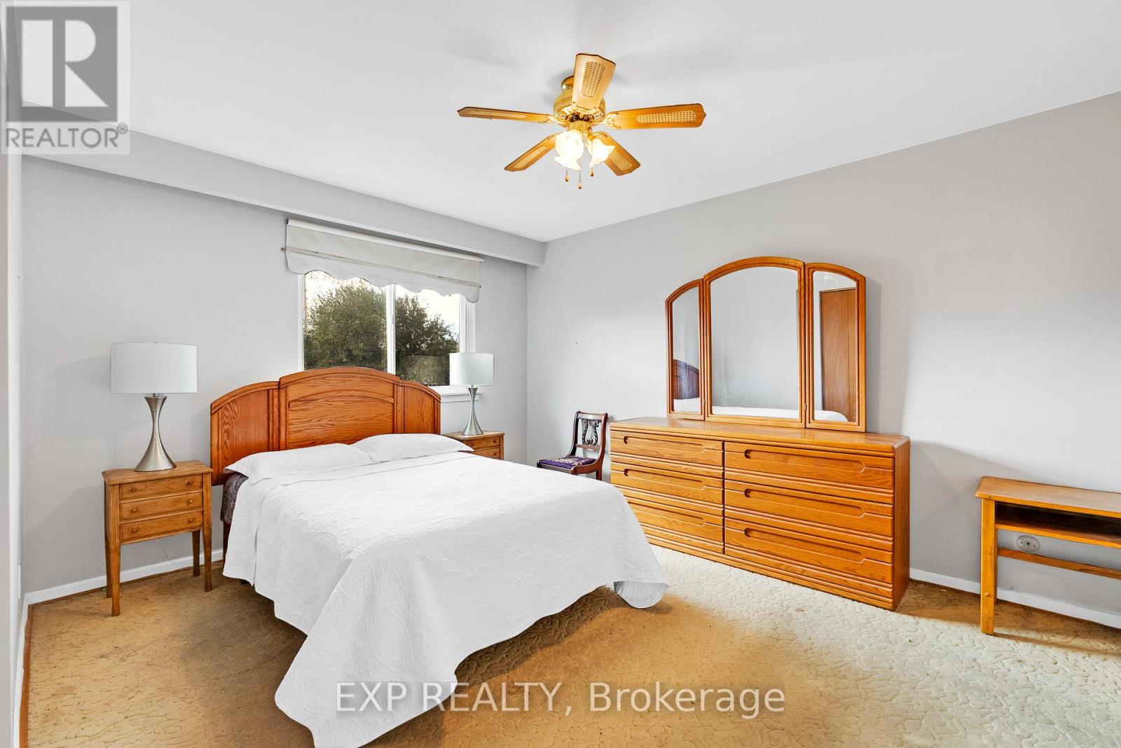 1394 Strathy Avenue, Mississauga, Ontario  L5E 2L3 - Photo 19 - W12541032