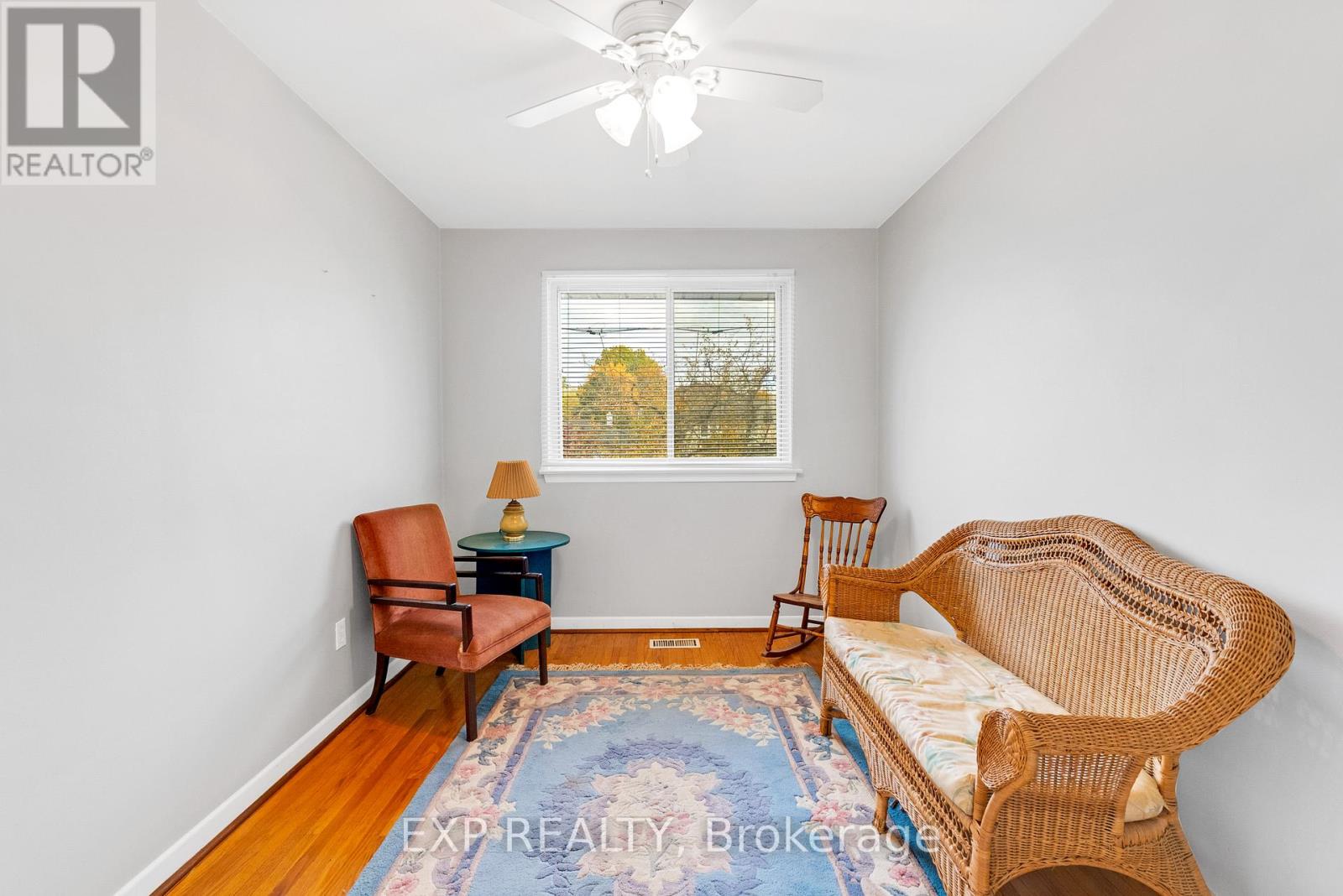 1394 Strathy Avenue, Mississauga, Ontario  L5E 2L3 - Photo 22 - W12541032