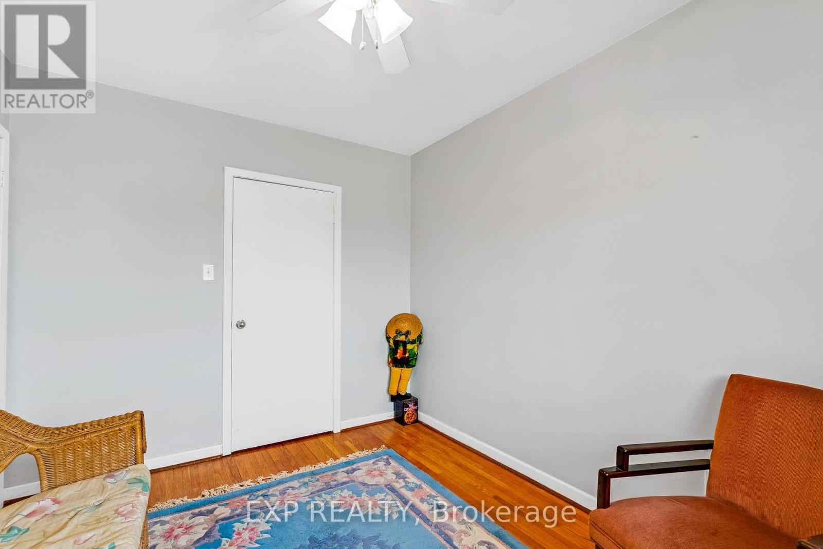 1394 Strathy Avenue, Mississauga, Ontario  L5E 2L3 - Photo 23 - W12541032