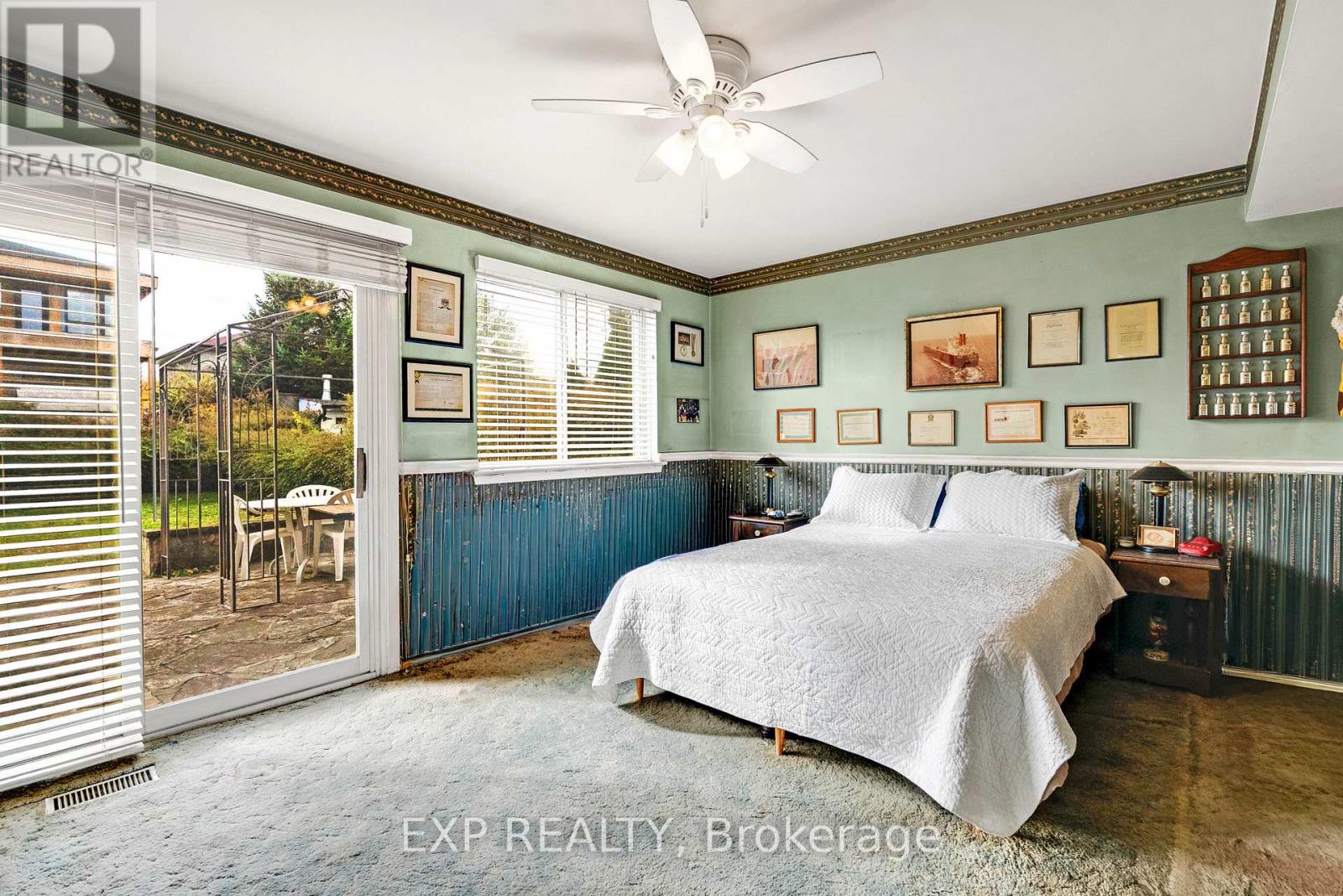 1394 Strathy Avenue, Mississauga, Ontario  L5E 2L3 - Photo 30 - W12541032