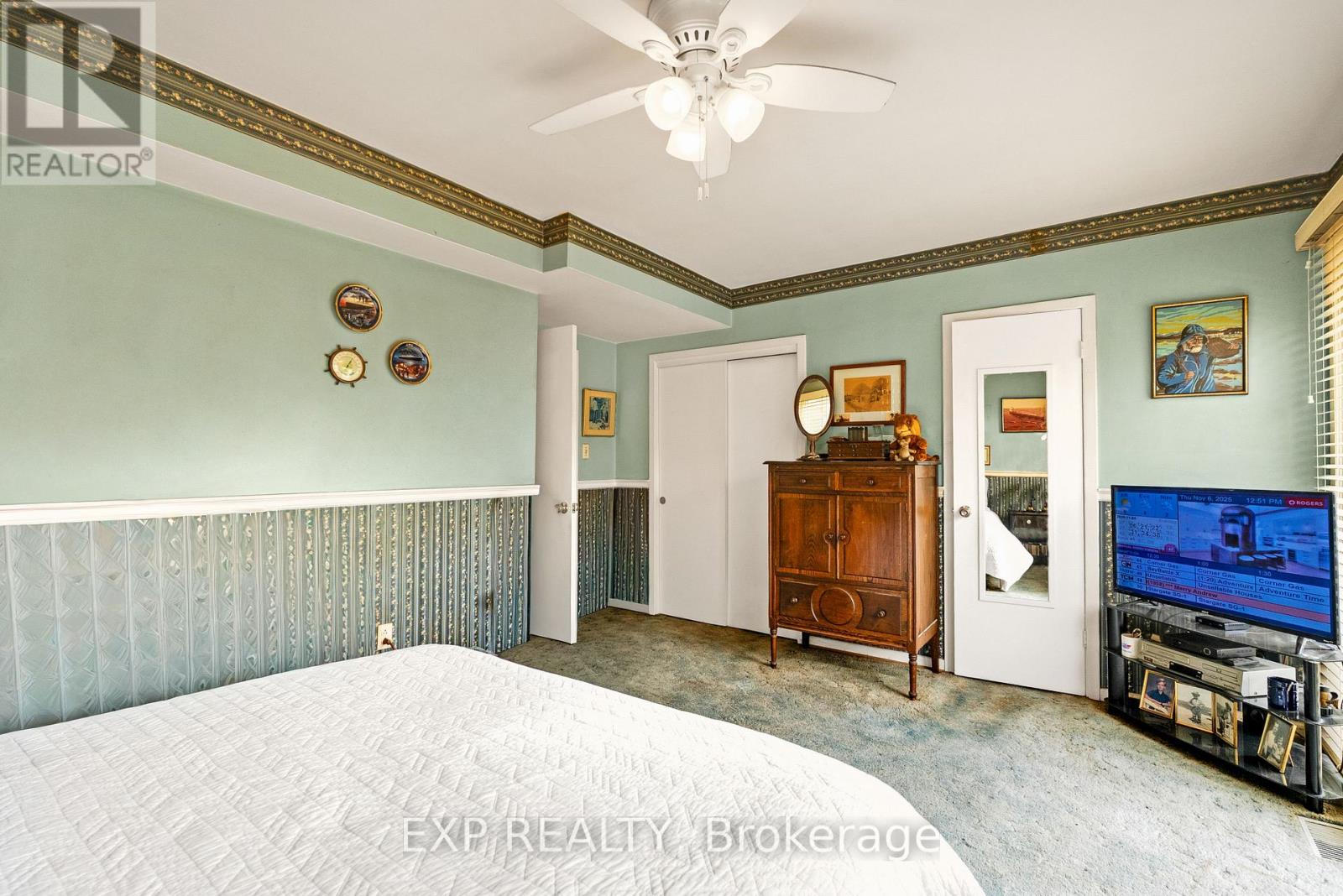 1394 Strathy Avenue, Mississauga, Ontario  L5E 2L3 - Photo 31 - W12541032