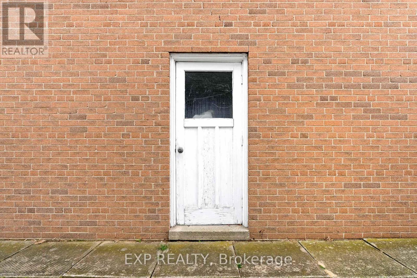 1394 Strathy Avenue, Mississauga, Ontario  L5E 2L3 - Photo 37 - W12541032