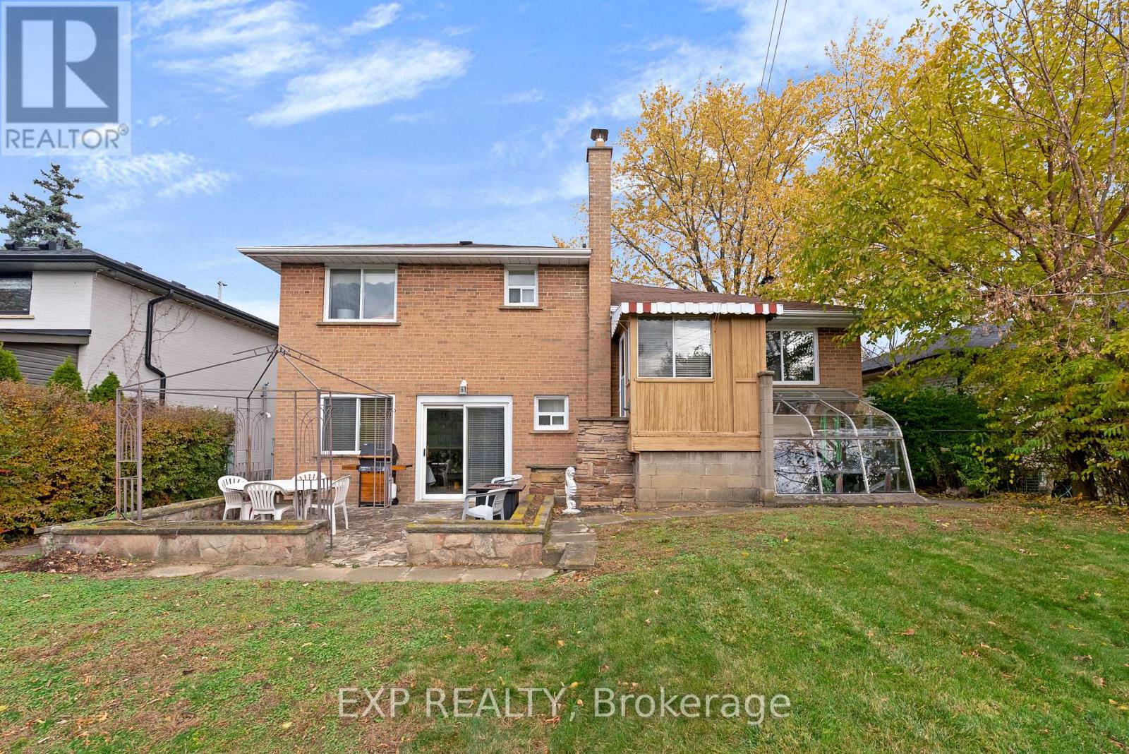 1394 Strathy Avenue, Mississauga, Ontario  L5E 2L3 - Photo 40 - W12541032