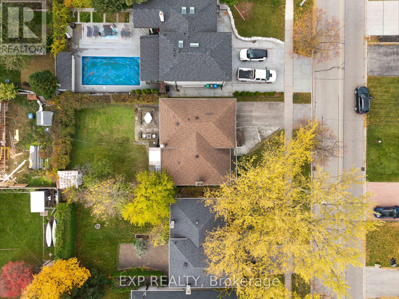 1394 Strathy Avenue, Mississauga, Ontario  L5E 2L3 - Photo 45 - W12541032