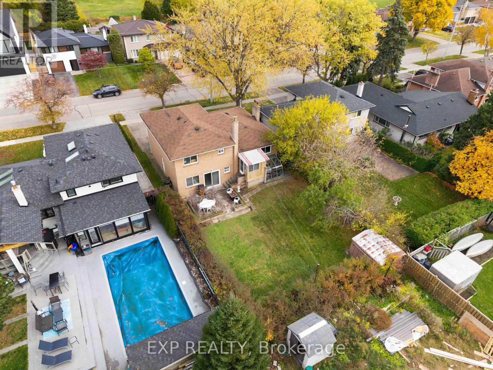 1394 Strathy Avenue, Mississauga, Ontario  L5E 2L3 - Photo 46 - W12541032