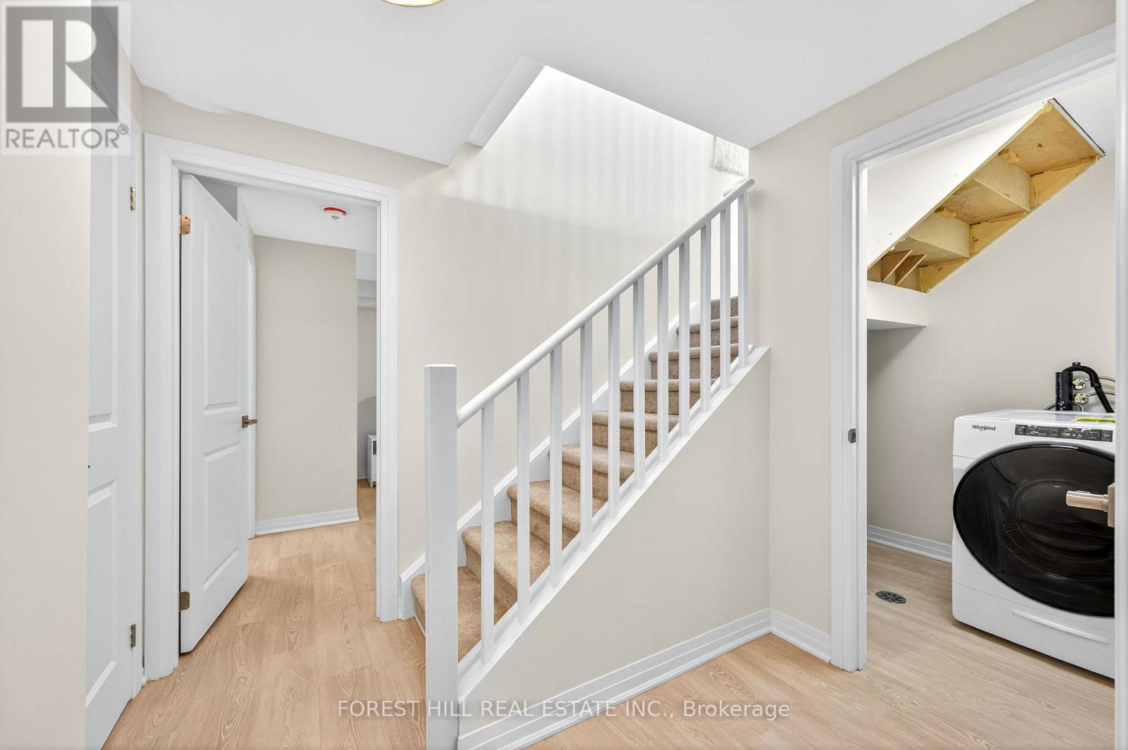 R - 8 Boylen Street, Toronto, Ontario  M9N 2W3 - Photo 16 - W12541058