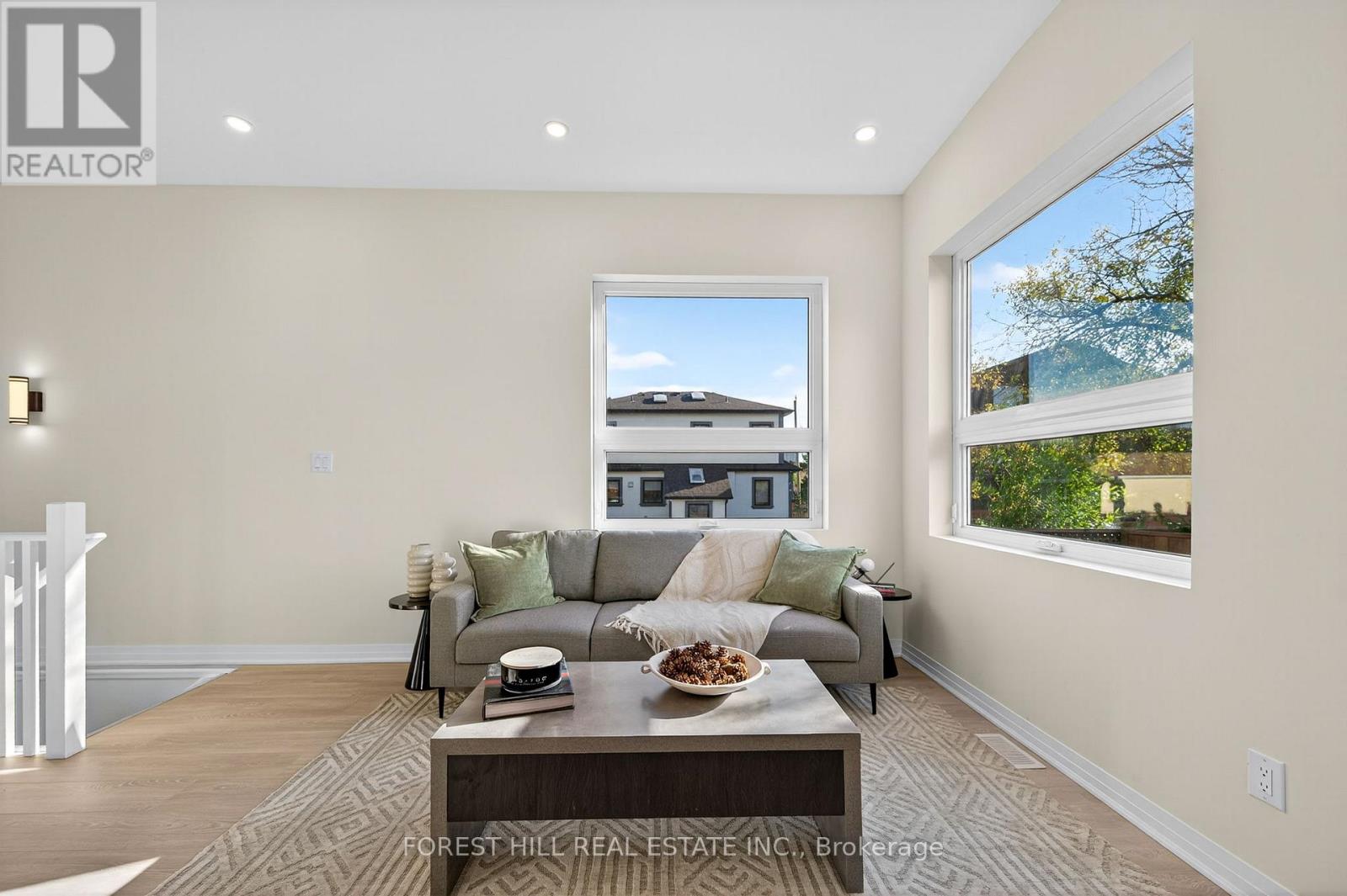 R - 8 Boylen Street, Toronto, Ontario  M9N 2W3 - Photo 3 - W12541058