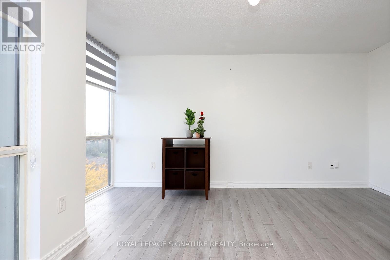 708 - 350 Webb Drive, Mississauga, Ontario  L5B 3W4 - Photo 23 - W12541070