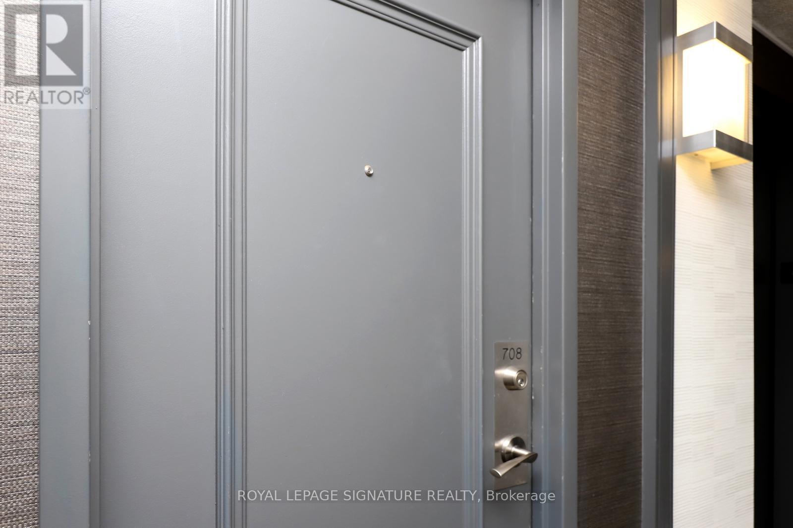 708 - 350 Webb Drive, Mississauga, Ontario  L5B 3W4 - Photo 8 - W12541070