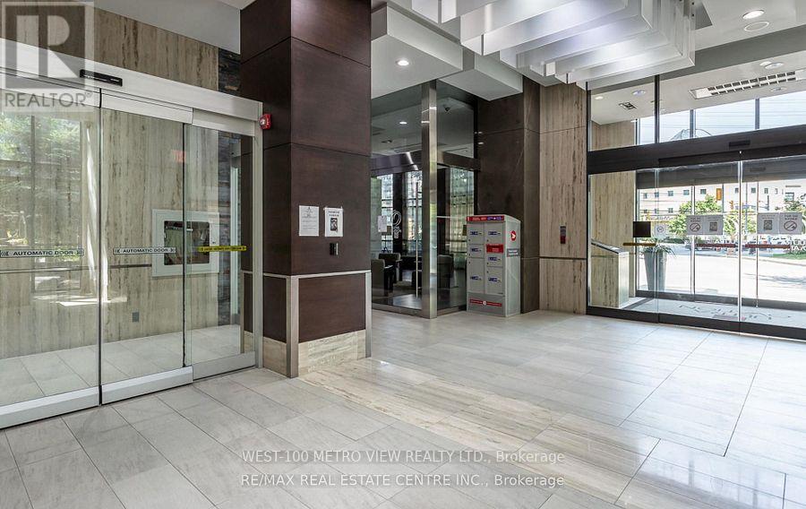 2410 - 330 Burnhamthorpe Road W, Mississauga, Ontario  L5B 3Y5 - Photo 3 - W12541118