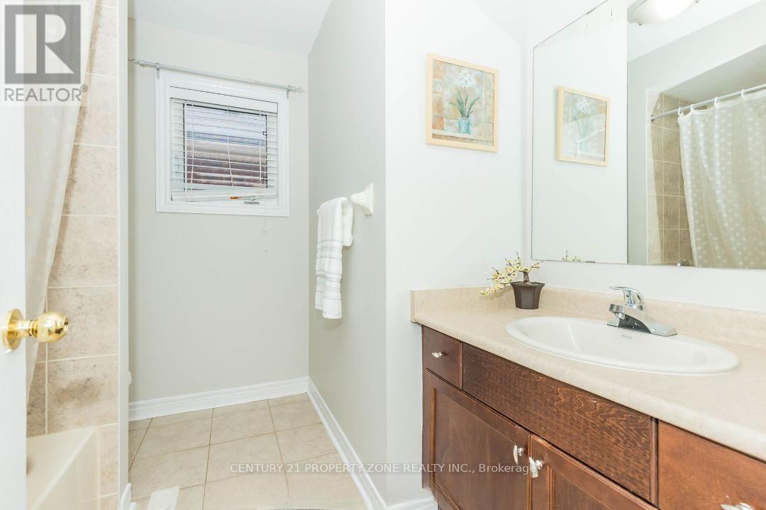 21 Iceland Poppy Trail, Brampton, Ontario  L7A 0M9 - Photo 10 - W12541134