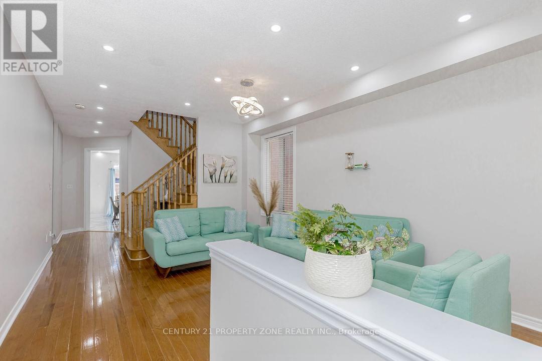 21 Iceland Poppy Trail, Brampton, Ontario  L7A 0M9 - Photo 4 - W12541134