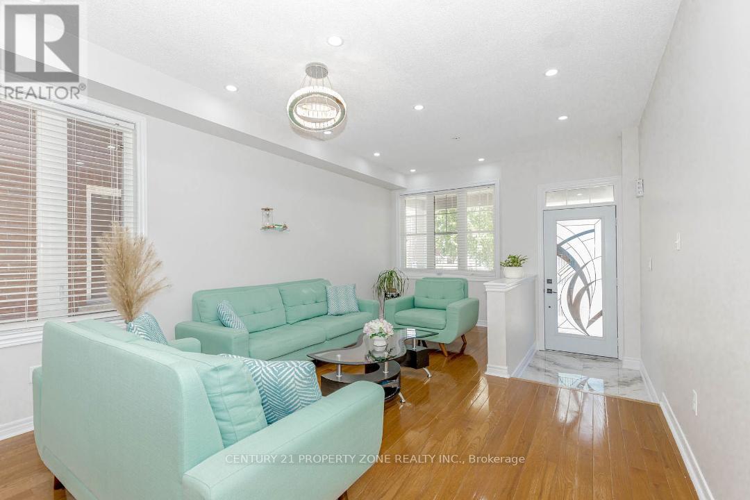 21 Iceland Poppy Trail, Brampton, Ontario  L7A 0M9 - Photo 6 - W12541134