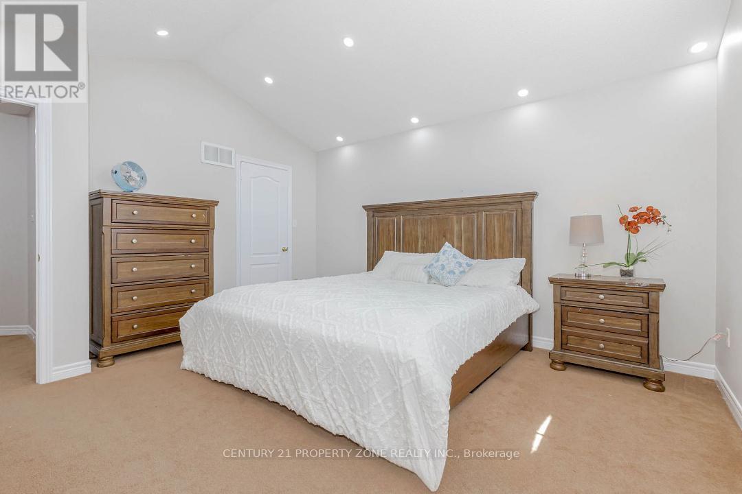 21 Iceland Poppy Trail, Brampton, Ontario  L7A 0M9 - Photo 8 - W12541134