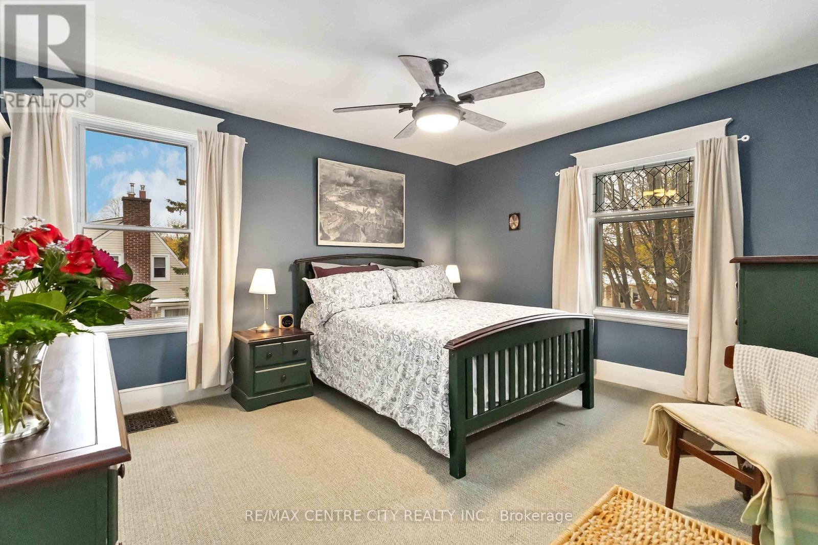 Photo 22 of 47 for 74 Doulton Street