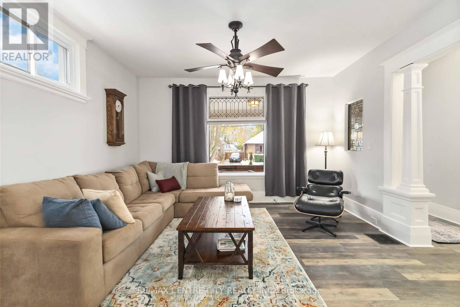 Photo 8 of 47 for 74 Doulton Street