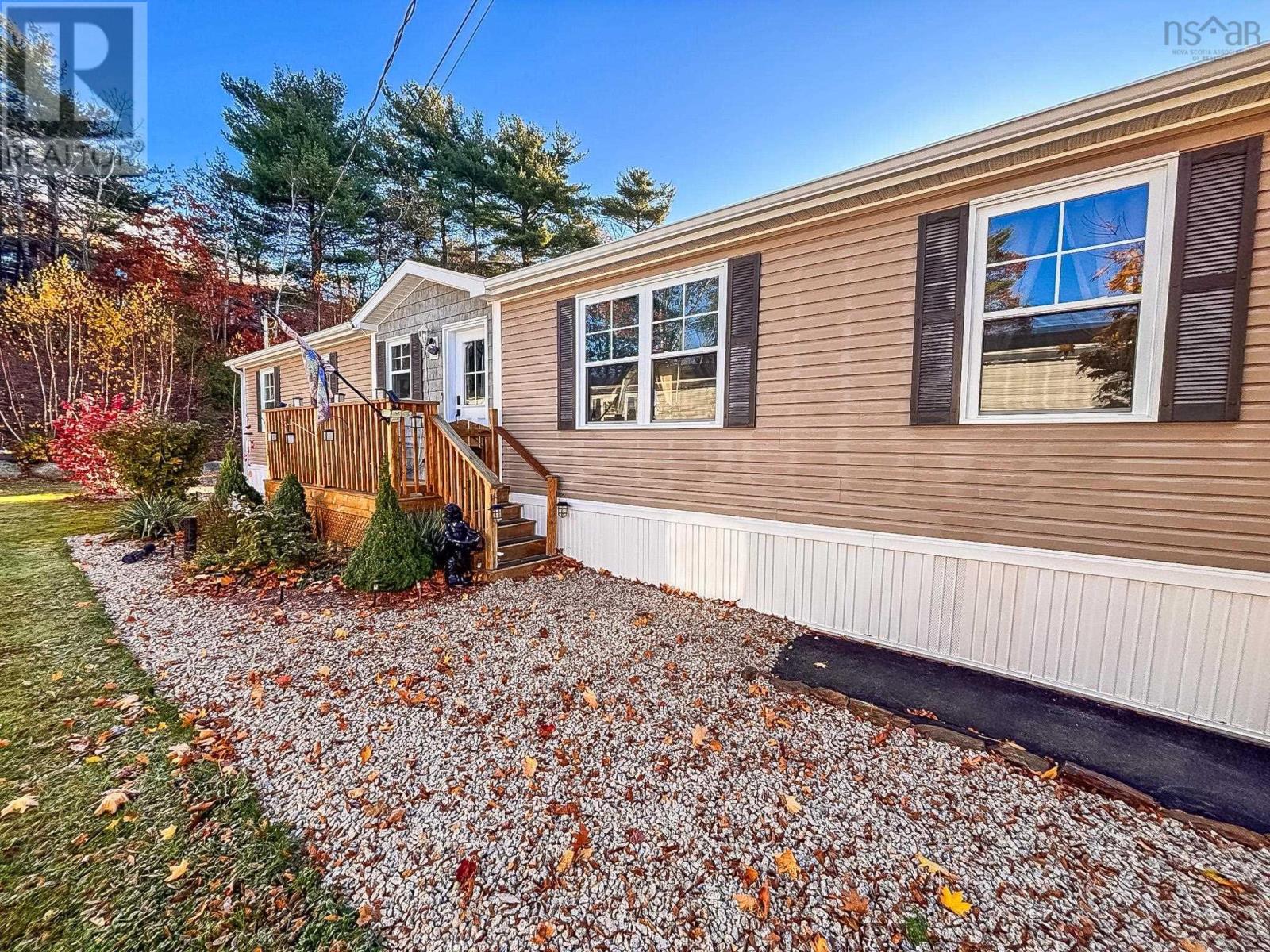 116 Sherbrooke Avenue, Bridgewater, Nova Scotia  B4V 4G1 - Photo 18 - 202527145