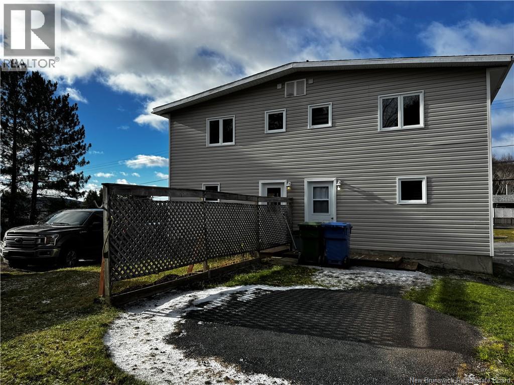 42-44 Marmen Avenue, Edmundston, New Brunswick  E3V 2H2 - Photo 5 - NB130107