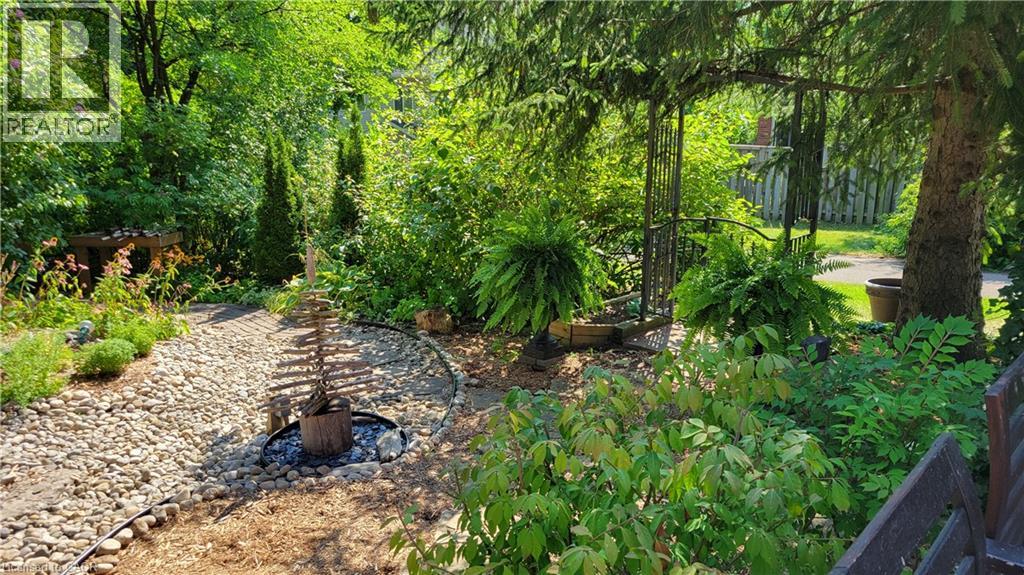 644 Butternut Avenue, Waterloo, Ontario  N2V 2K9 - Photo 40 - 40774665