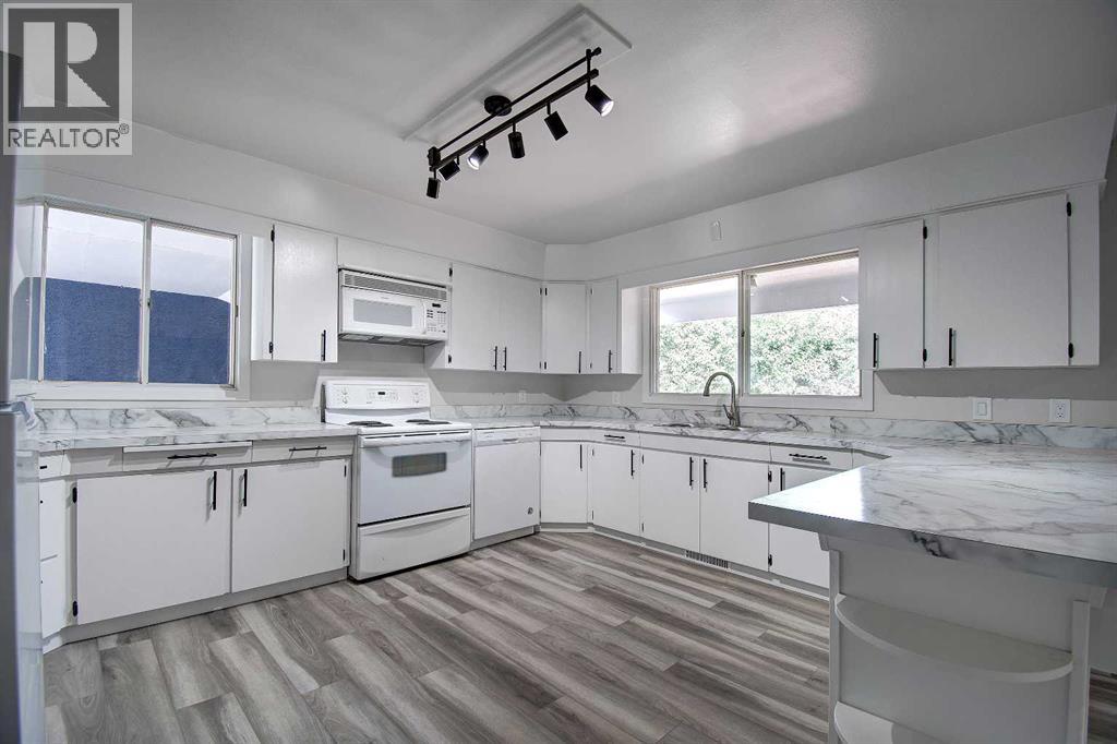 12153 Township Road 284, Rural Rocky View County, Alberta  T0M 0S0 - Photo 13 - A2257708